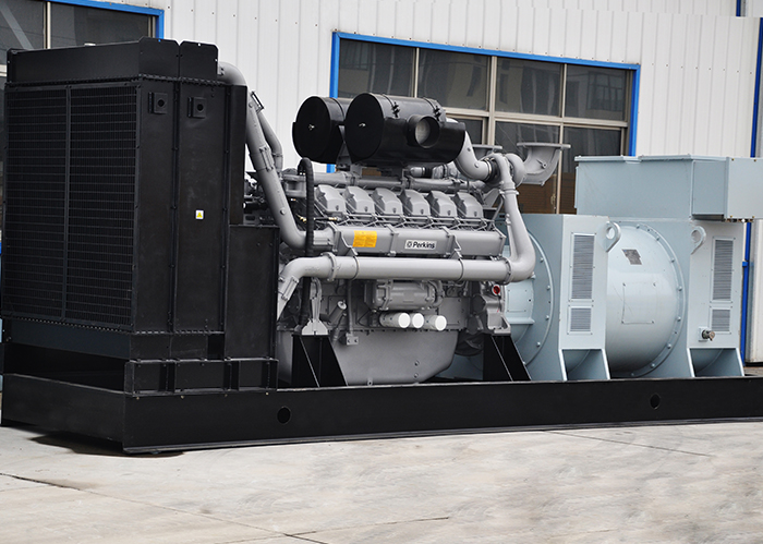 珀金斯-220KW/240KW柴油發(fā)電機組